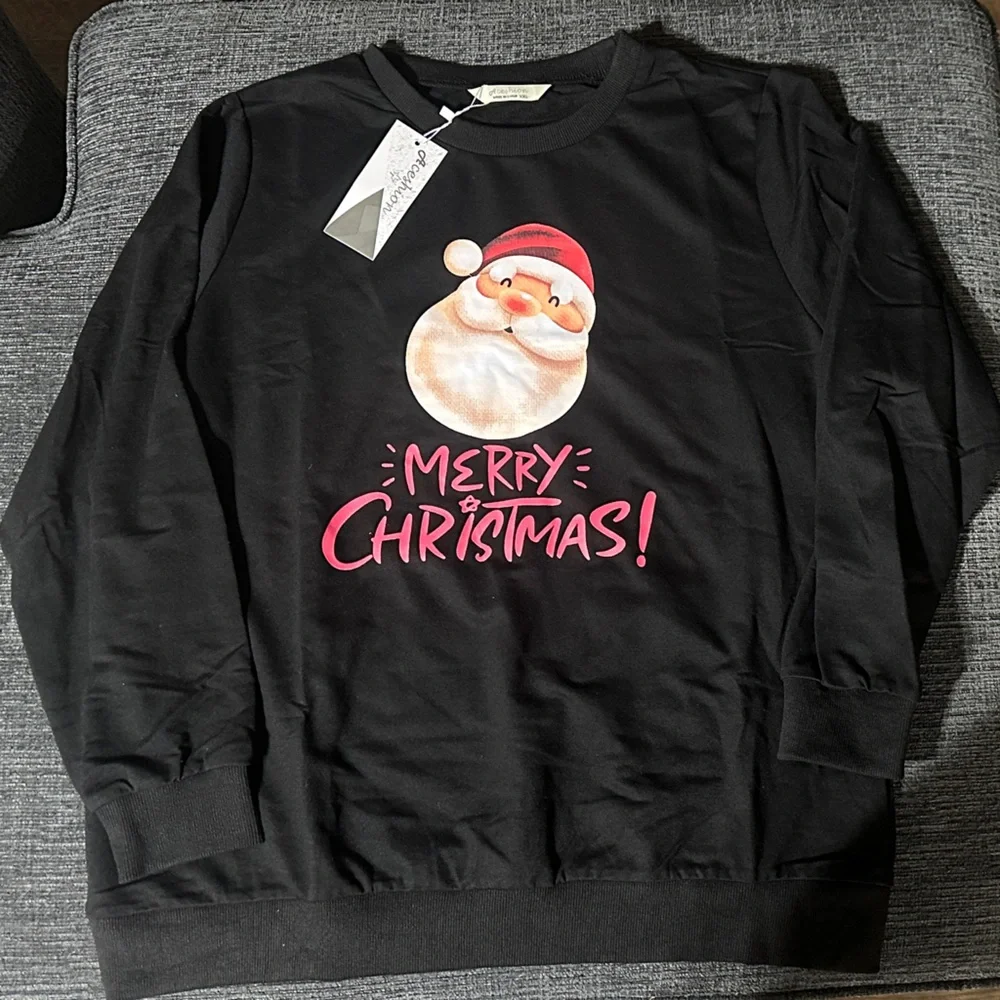 Black‎ Merry Christmas Crewneck Sweater